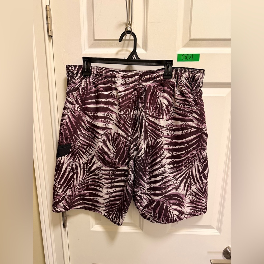 Mens TYR Swim Trunks - Picture 2 of 3